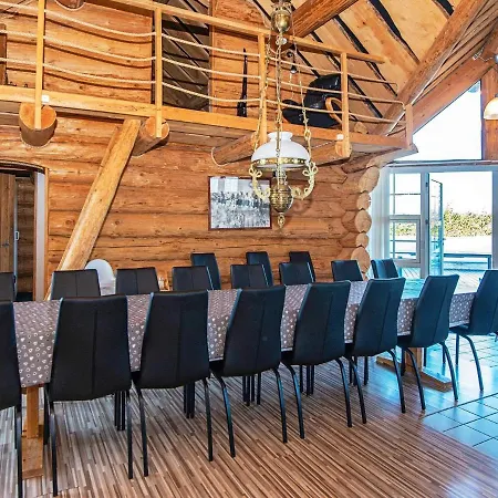 18 Person In * Ansager